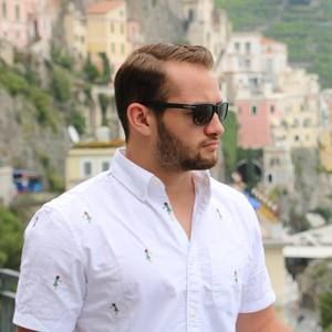 Meet your Posher, Alex